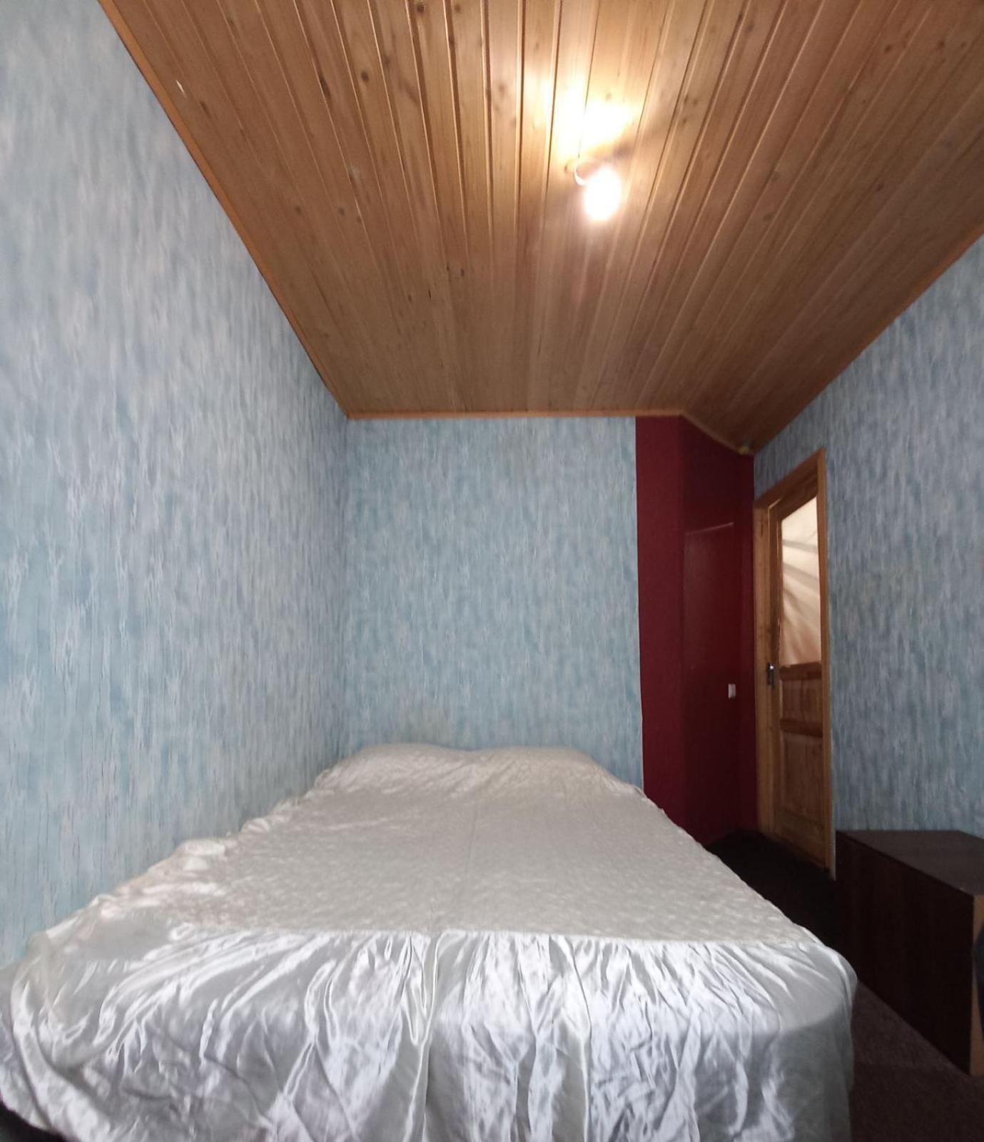 Частный Дом, Р-Н 3 Городской Больницы Tcherkassy Extérieur photo