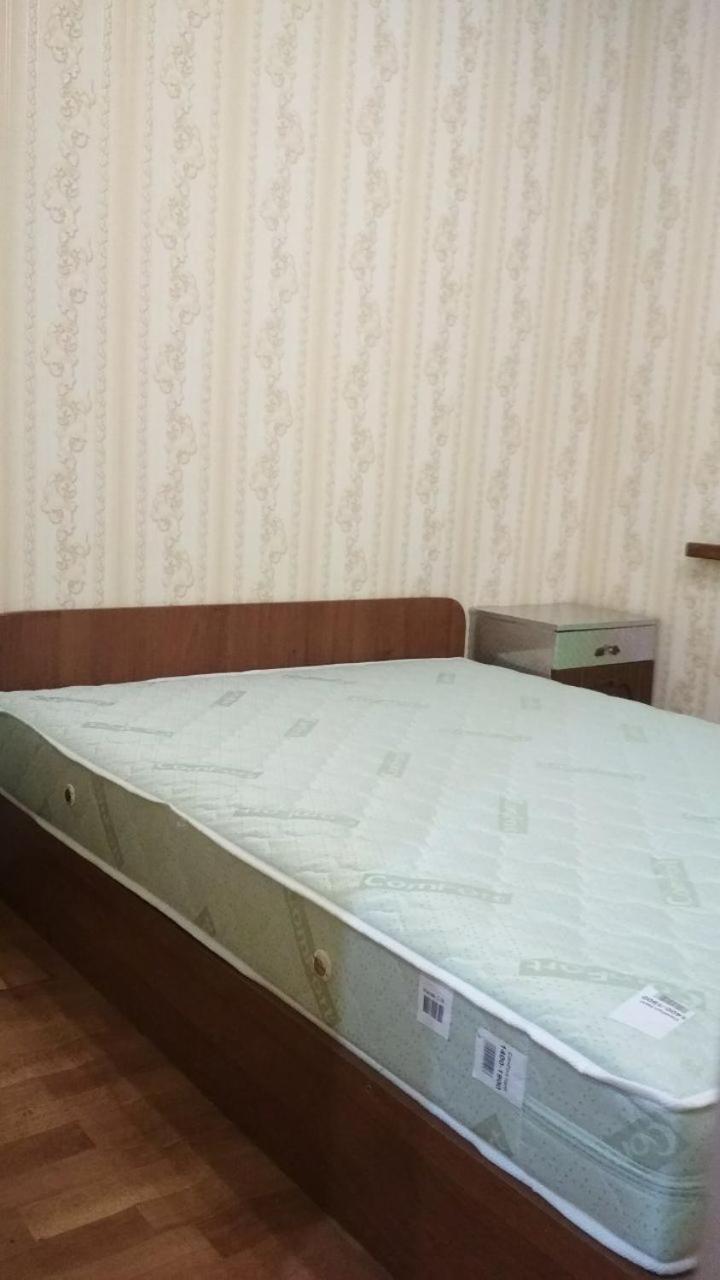 Частный Дом, Р-Н 3 Городской Больницы Tcherkassy Extérieur photo