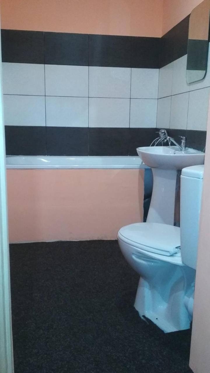 Частный Дом, Р-Н 3 Городской Больницы Tcherkassy Extérieur photo